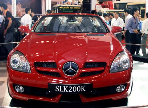  lộng lẫy mercedes slk200k ở việt nam motorshow - 1