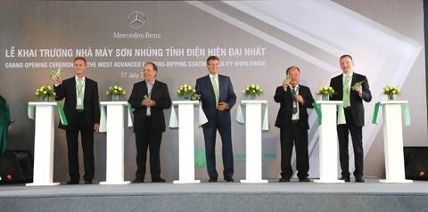  mercedes-benzvận hành nhà máy 10 triệu usd - 1