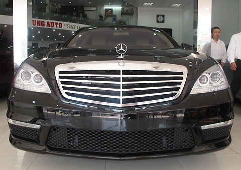  mercedes s63 amg 2010 có mặt tại việt nam - 1