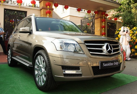  mercedes việt nam làm mới glk - 1