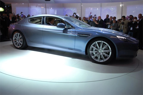  nữ hoàng aston martin rapide có giá gần 200000 usd - 1