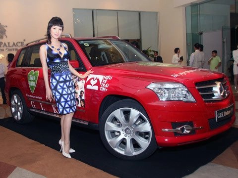  sao việt bên mercedes-benz glk - 2