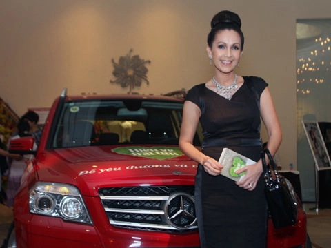  sao việt bên mercedes-benz glk - 8