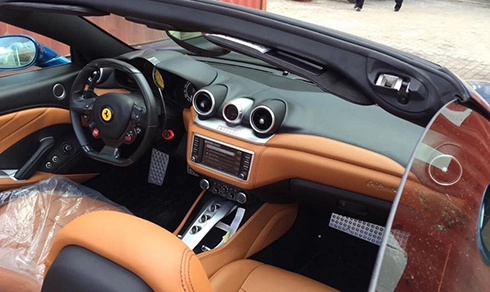  siêu xe mui trần ferrari california t 2015 đầu tiên về việt nam - 5