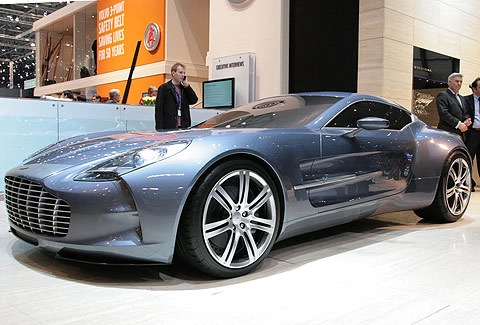  siêu xe triệu đô aston martin one-77 trình làng - 4