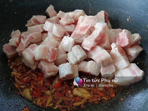 Thịt kho trứng cút đậm đà ngày gió mùa - 6