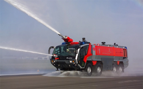  xe chữa cháy triệu đô rosenbauer panther - 1