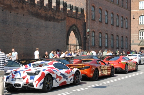  xế độc ở hành trình siêu xe gumball 3000 - 2