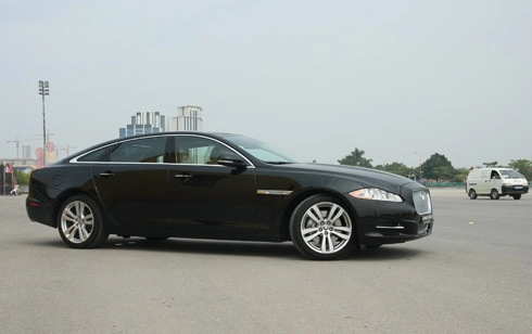  xế lạ jaguar xjl supercharged tại việt nam - 1