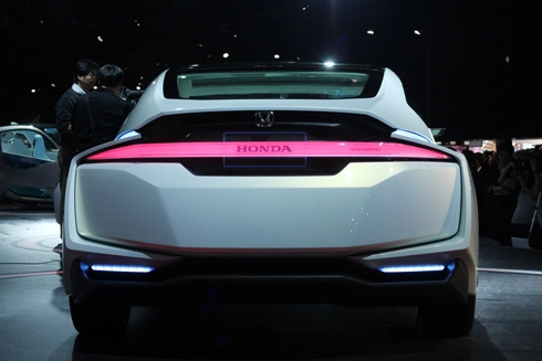  ac-x concept - tương lai mới cho honda sedan - 3