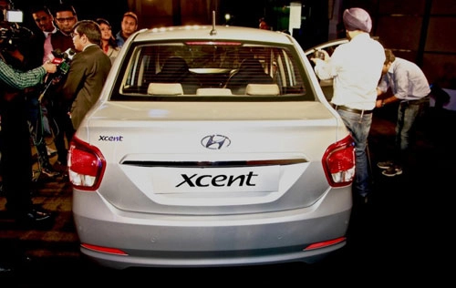  ảnh hyundai xcent - 5