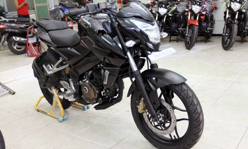  bajaj pulsar 200 giá khoảng 80 triệu đồng ở việt nam - 4