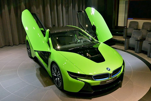  bmw i8 màu lạ tại trung đông - 1