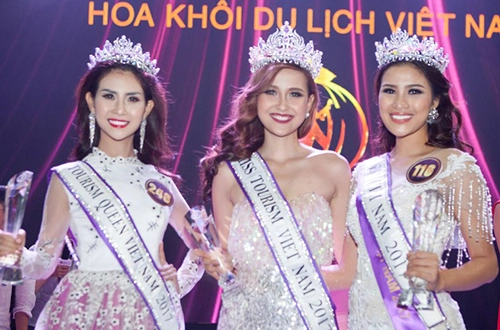  học trò phạm hương đăng quang hoa khôi du lịch 2017 - 3