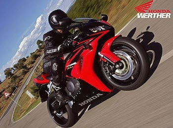  honda cbr1000rr bán chạy nhất anh quốc - 1