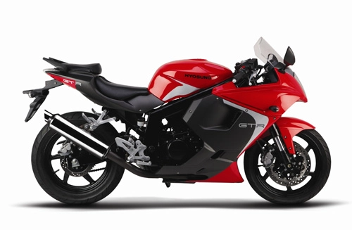  hyosung ra mắt gt250r mới giá 4600 usd - 1