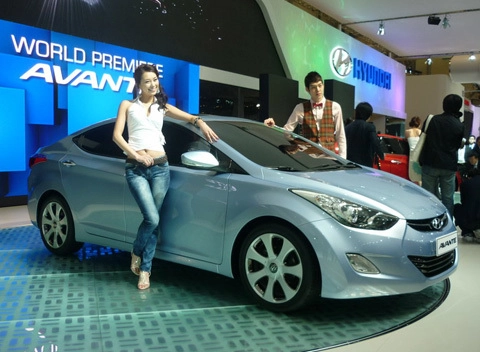  hyundai elantra thế hệ mới trình làng - 1