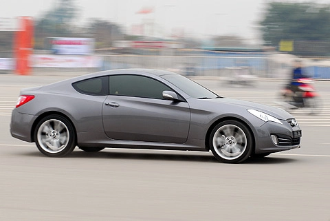  hyundai genesis coupe đến việt nam - 1