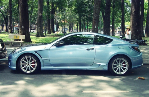  hyundai genesis coupe độ màu lạ ở sài gòn - 2