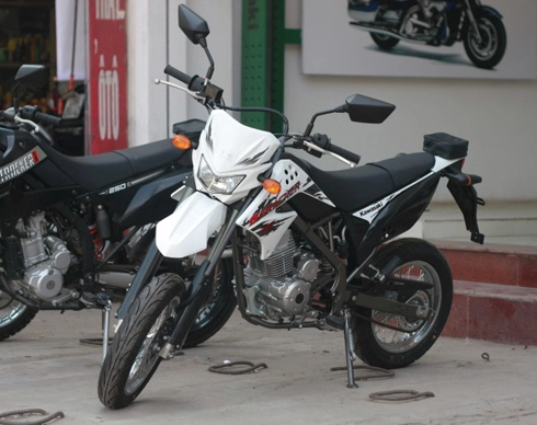  kawasaki d-tracker 125 - cào cào cỡ nhỏ tại việt nam - 1