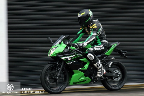  kawasaki dừng sản xuất ninja zx-150rr - 4