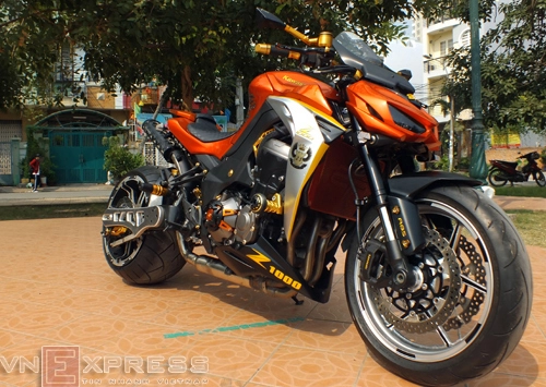  kawasaki z1000 độ bánh lớn - 2