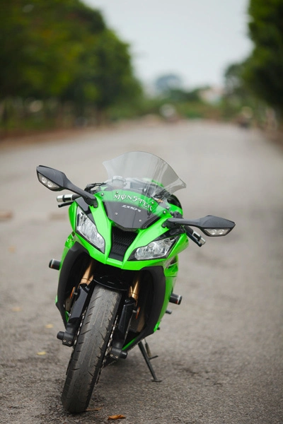  kawasaki zx-10r - tuyệt tác của tốc độ - 1