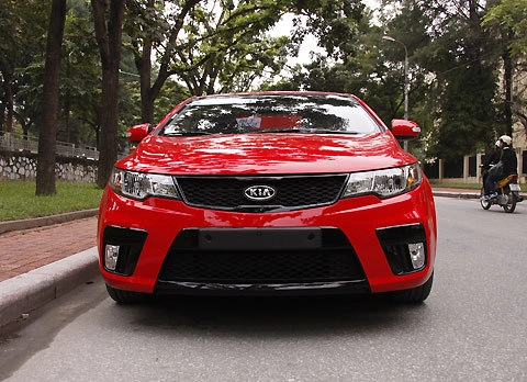  kia forte koup trên đường phố hà thành - 1