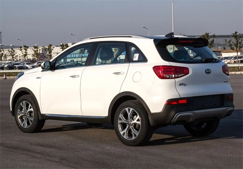  kia kx3 - 3