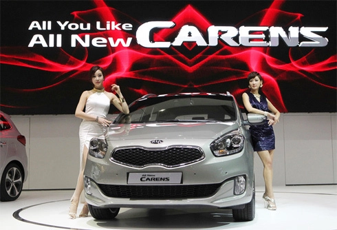  kia ra mắt carens thế hệ mới ở hàn quốc - 1