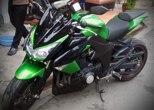  lột xác kawasaki z1000 2005 thành đời 2012 ở sài gòn - 1