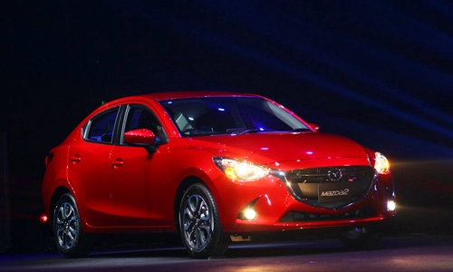  mazda ra mắt mazda2 skyactiv giá từ 20700 usd - 1