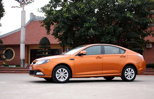  mg6 fastback - vượt qua thử thách ở việt nam - 1