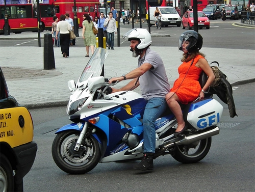  môtô taxi ở london - 2