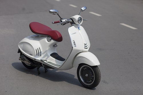  piaggio triệu hồi toàn bộ siêu scooter 946 đời 2013 tại việt nam - 1