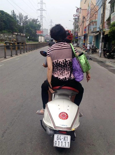  siêu scooter vespa 946 chơi biển độc ở việt nam - 5