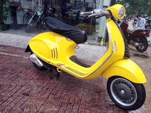  vespa 946 màu vàng độc nhất việt nam - 1