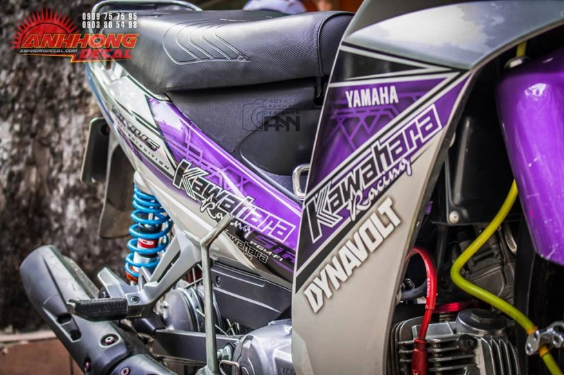 Yamaha sirius ấn tượng với gam màu tím nổi bật từ ánh hồng decal - 2