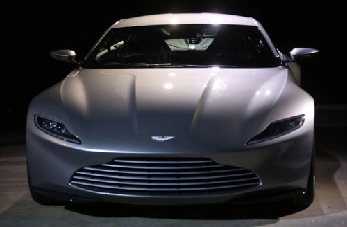  ảnh aston martin db10 - 4