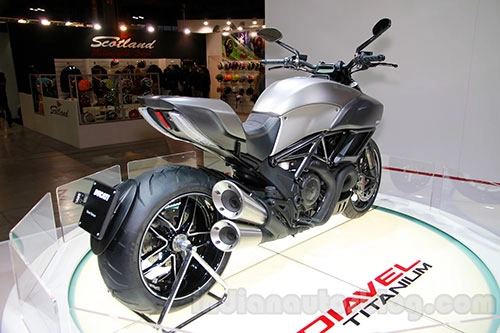  ảnh ducati diavel titanium - 2