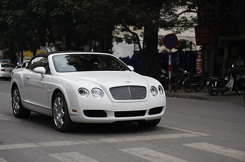  bộ đôi bentley gtc mui trần khoe sắc tại hà nội - 5