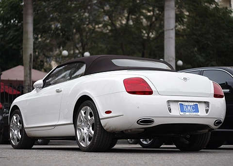  bộ đôi bentley gtc mui trần khoe sắc tại hà nội - 8