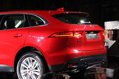  chi tiết jaguar f-pace mới - 4