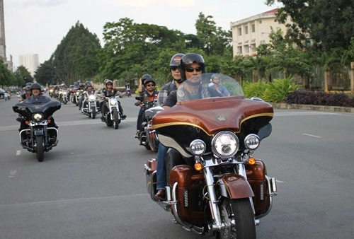  dàn harley-davidson tụ hội ở sài gòn - 1