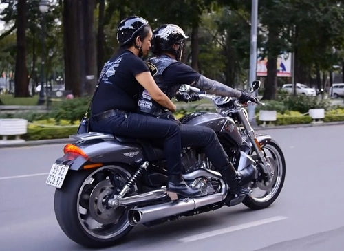  dàn harley-davidson tụ hội ở sài gòn - 5