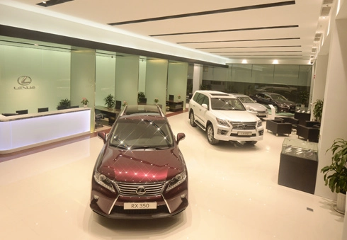  đẳng cấp showroom đầu tiên của lexus việt nam - 1