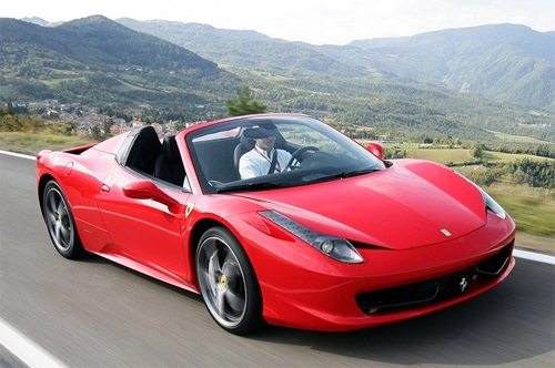  ferrari 458 bị triệu hồi vì cốp xe bị kẹt - 1