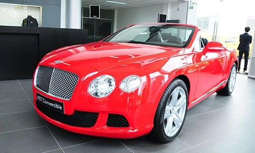  hãng xe siêu sang bentley ra mắt tại việt nam - 2