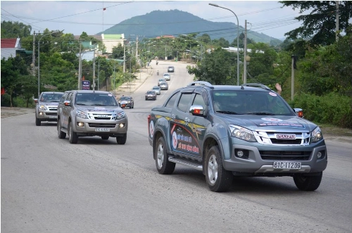  hành trình isuzu d-max caravan - 2