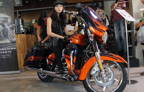  hình ảnh harley-davidson cvo street glide 2015 - 1